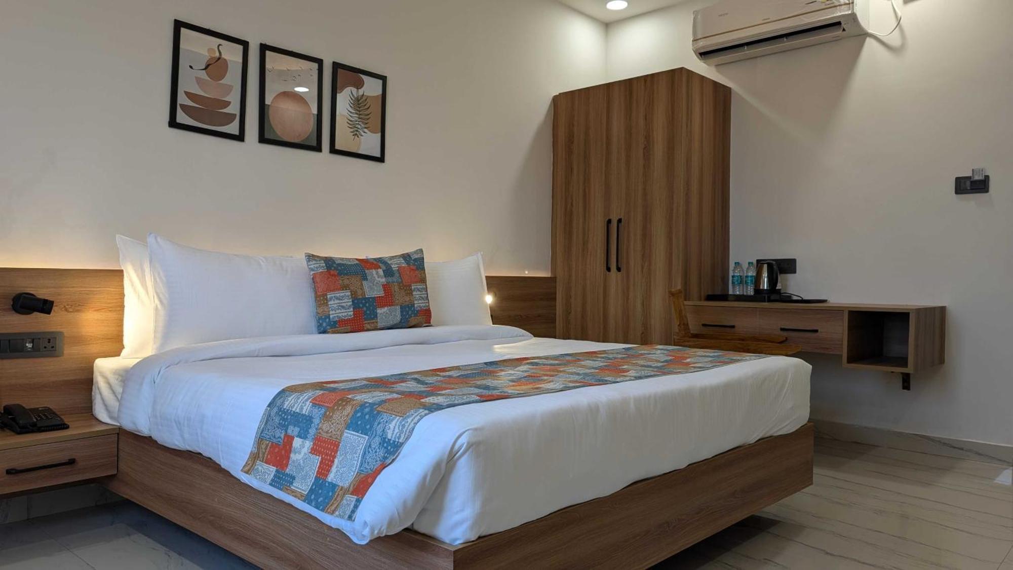 Hotel O Vasu Palace Ayodhya 外观 照片